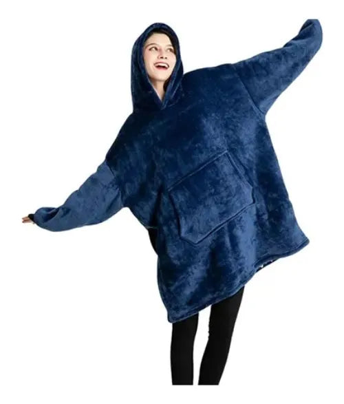 Poleron sherpa chiporro en color azul, modelo con capucha, cómodo y suave, ideal para días fríos.